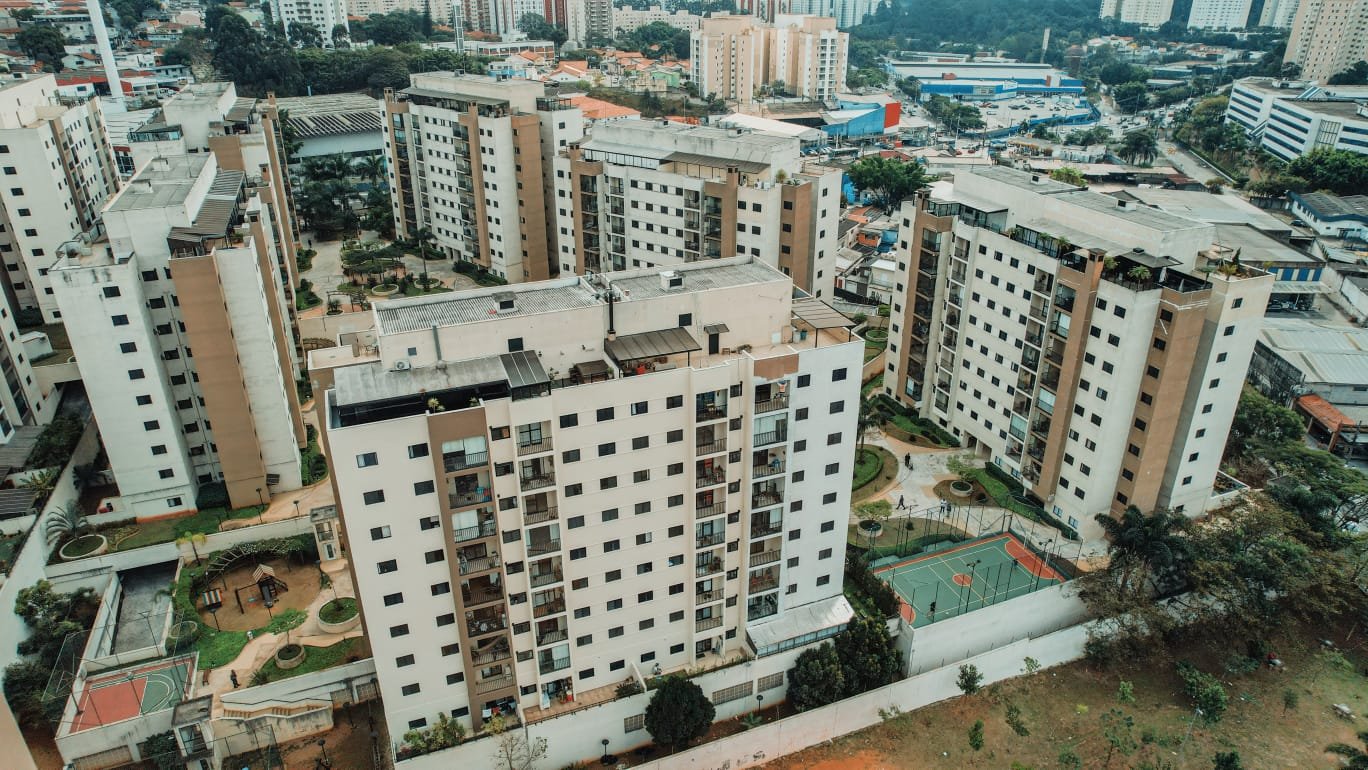 Execução técnica de pintura e restauração predial